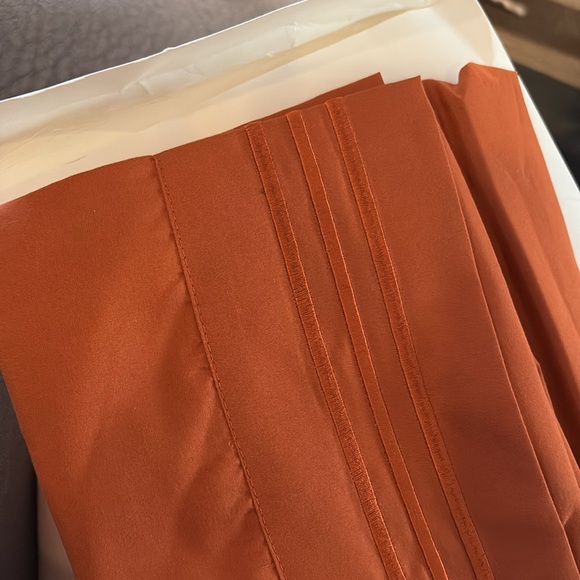 CozyLux Pillow Cases Queen Set of 2, size 20x30. Color - burnt orange.Brand new! - Picture 11 of 13